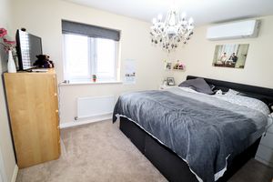 Bedroom- click for photo gallery